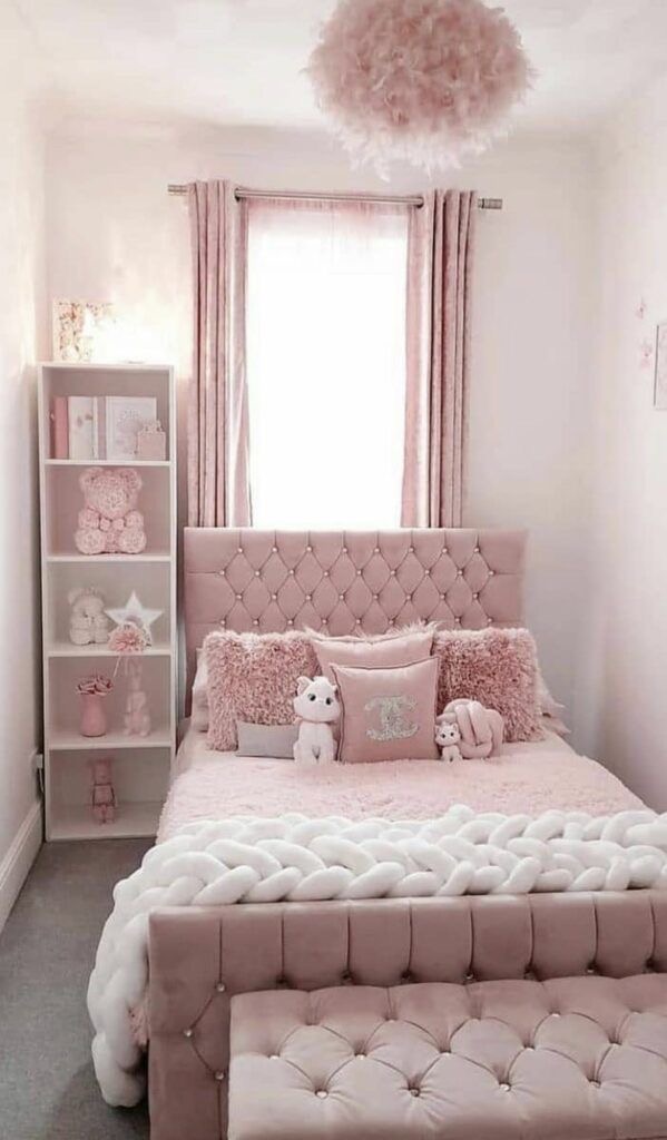 Cute small deals room ideas