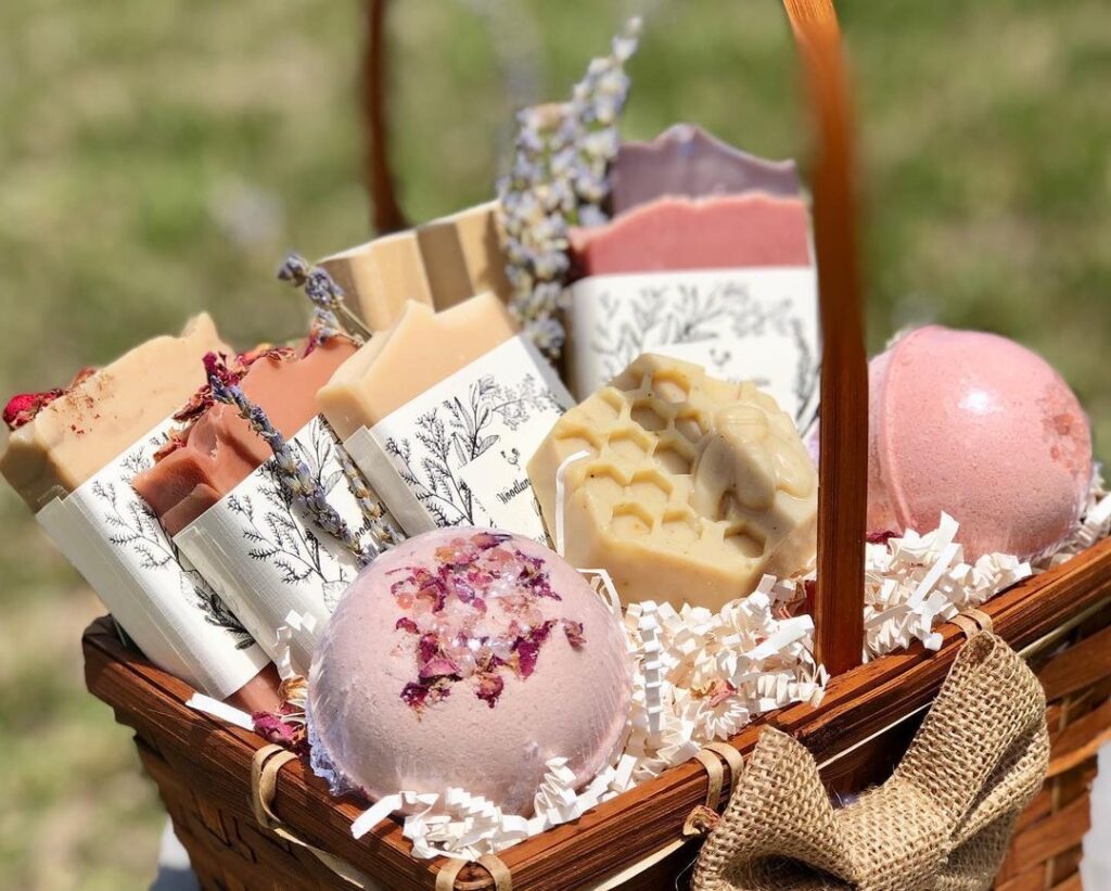 Mothers offers day soap and glory basket